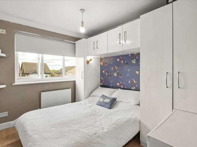 House for sale in Downs Barn, Milton Keynes