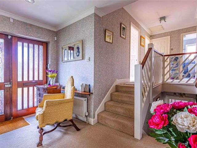 House for sale in Felden, Pouchen End