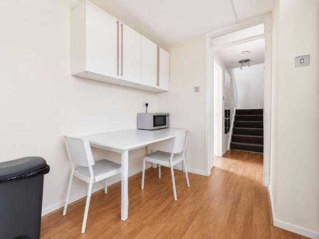 House for sale in Barracks, The Bridge