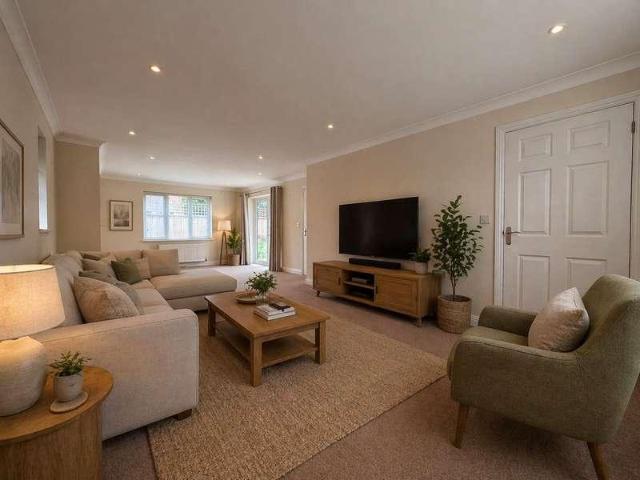House for sale in Crossways, East Dorset