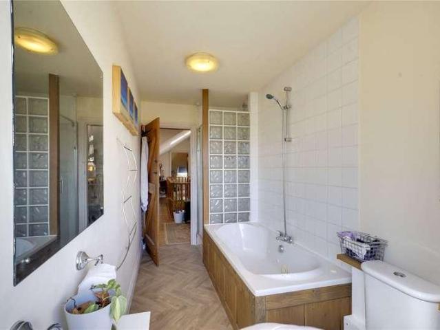 House for sale in Hockwold cum Wilton, Brookville