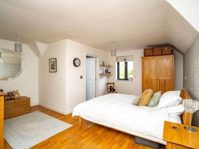 House for sale in Forthampton, Worcestershire