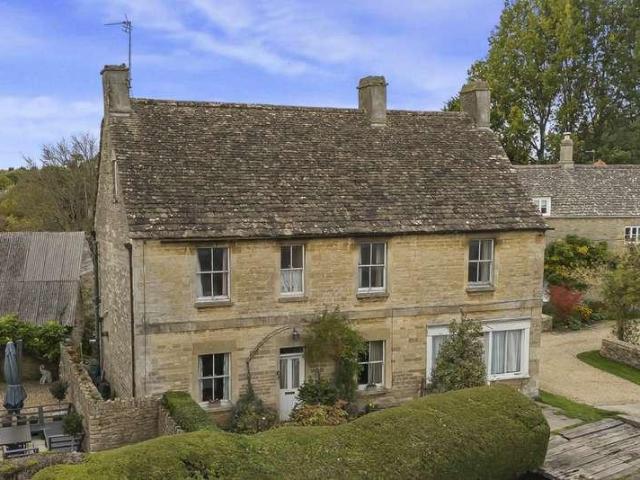 House for sale in Ashton Keynes, Wiltshire