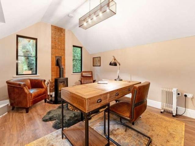 House for sale in Shinfield, Spencers Wood
