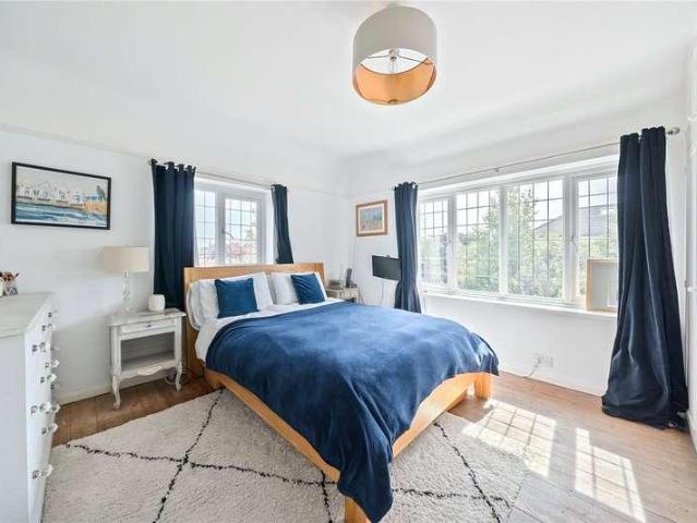 House for sale in East Molesey, Surrey