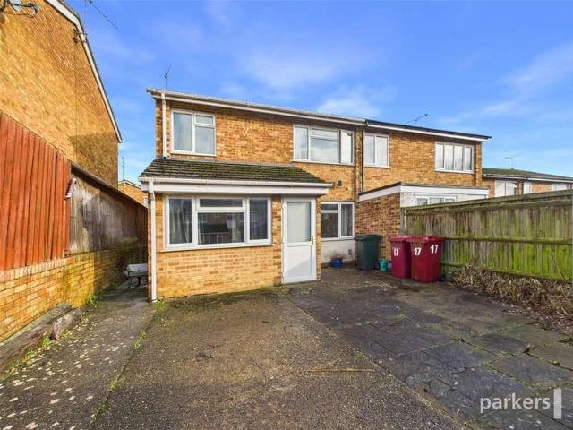 House for sale in Caversham Park, Reading
