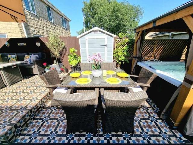 House for sale in Ynysawdre, Tondu