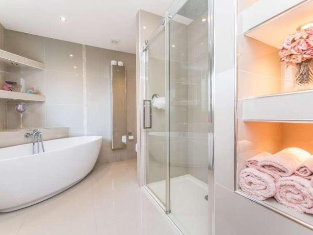 House for sale in West Hill, Budlake