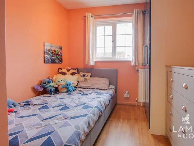 House for sale in Dale Hill, Essex