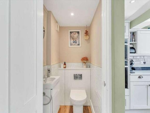 House for sale in Olney