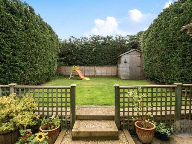 House for sale in Farncombe, Waverley