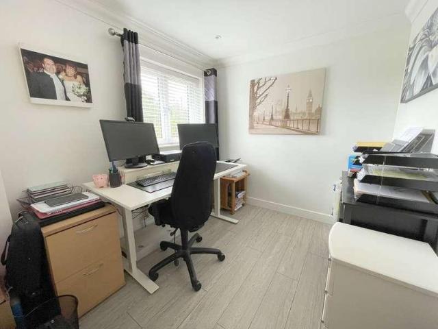House for sale in Elmstead, Dale Hill