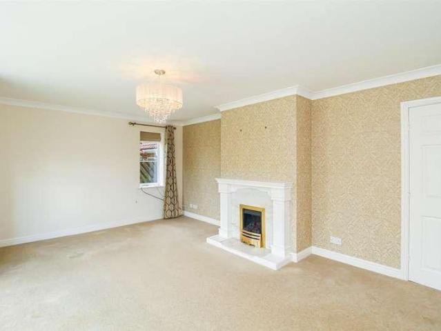 House for sale in Overton, West Yorkshire