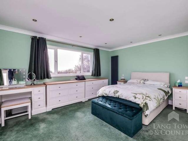 House for sale in Strode, Devon