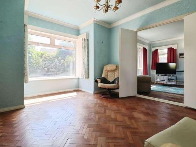 House for sale in The Knap, Barry