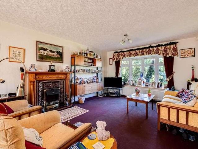 House for sale in Rossett, Trevalyn