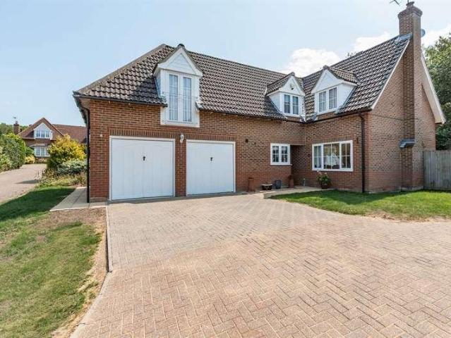House for sale in Oad Street, Kent
