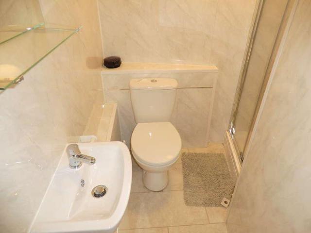 House for sale in Ball Hill, West Midlands