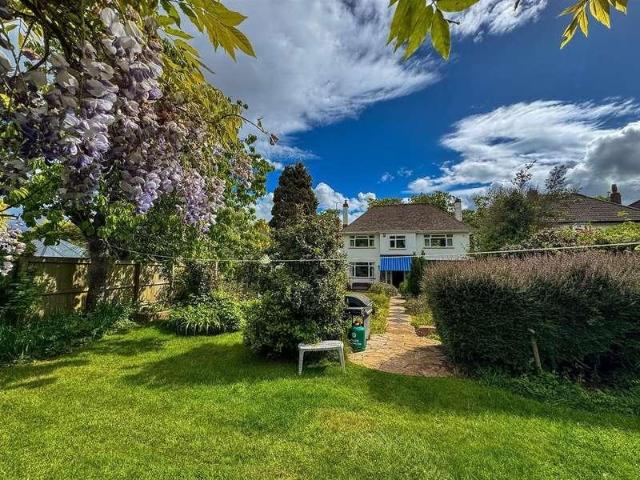 House for sale in Worlebury, Weston-super-mare