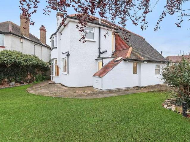 House for sale in West Ewell, Ewell