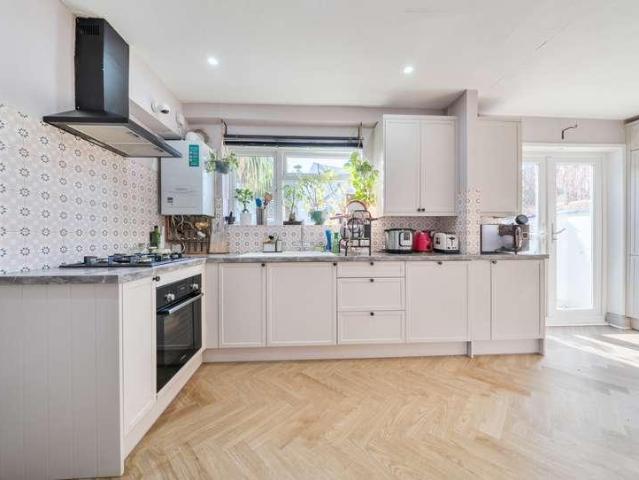 House for sale in Northway, Oxford