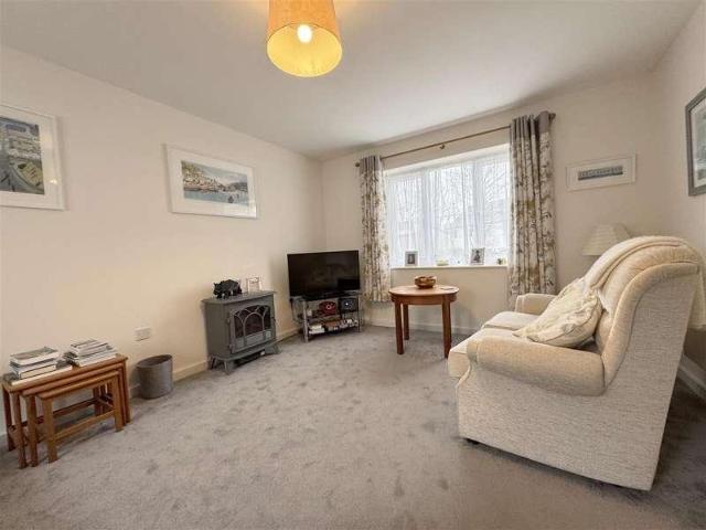House for sale in Penwartha Coombe, Cornwall