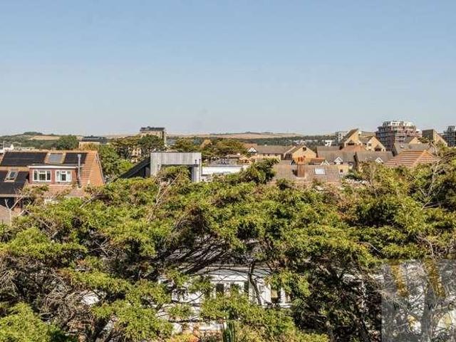 House for sale in Fishersgate, West Sussex