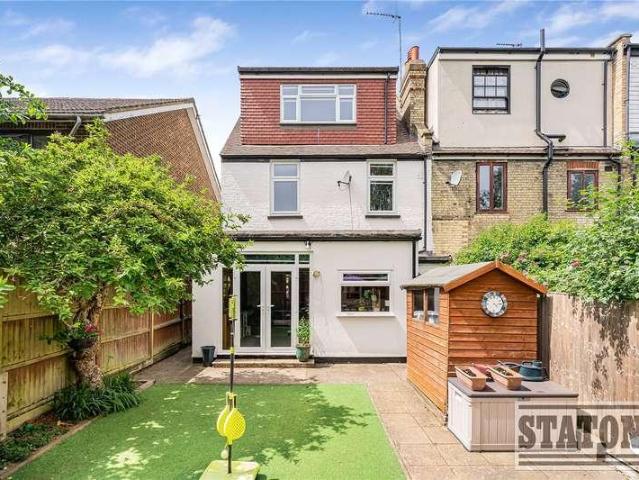 House for sale in Barnet Vale, Greater London