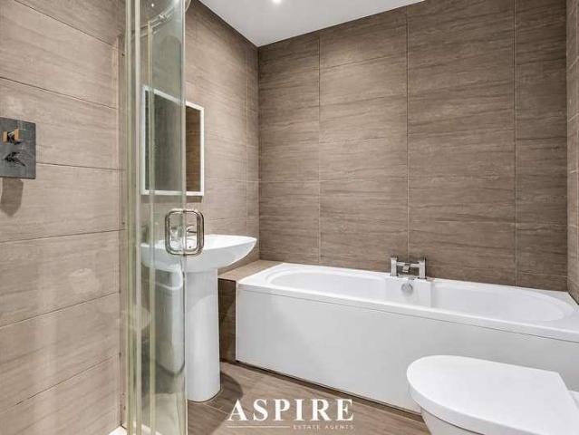 House for sale in Milton, Alton Barnes