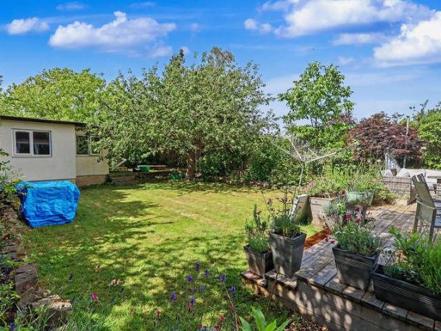 House for sale in Berrylands, Greater London