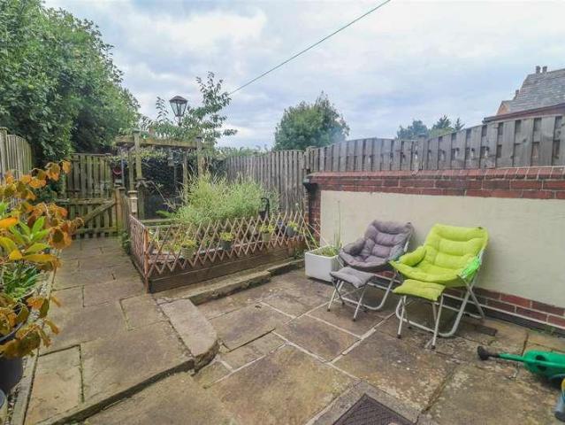 House for sale in Wakefield, Thornes House for sale in Wakefield, Thornes