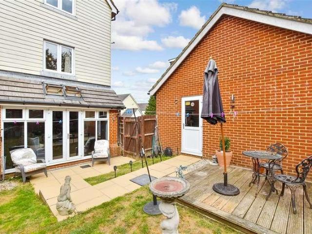 House for sale in Hawkinge, Folkestone