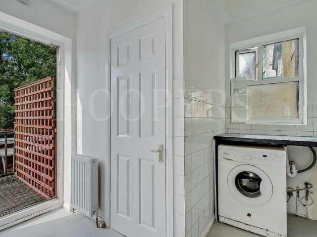 House for sale in Dollis Hill, Greater London