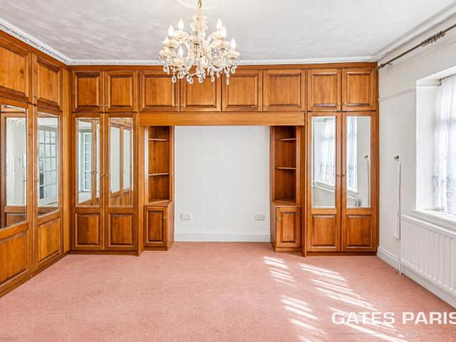 House for sale in Upminster, Greater London