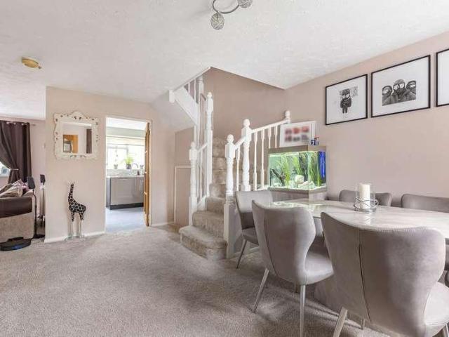 House for sale in London Borough of Hounslow, Lower Feltham