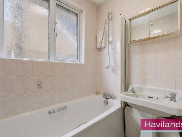 House for sale in Southgate, Oakwood