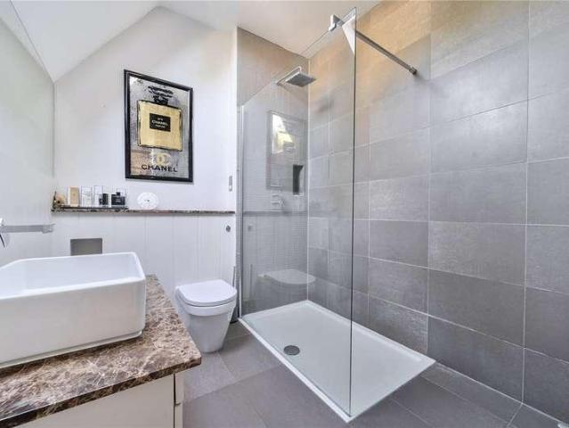 House for sale in Greater London
