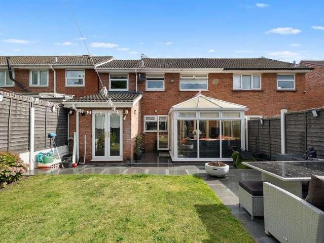 House for sale in Kennessee Green, Aintree