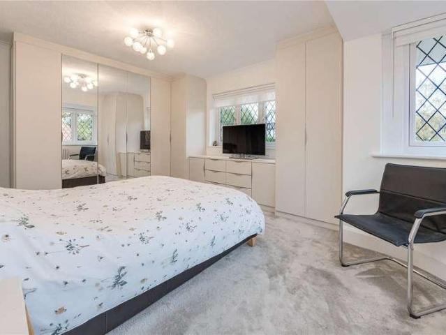 House for sale in Radlett, Hertfordshire