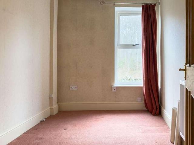 House for sale in Thornhills, Brighouse