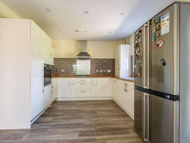 House for sale in Spring Vale, Hampshire