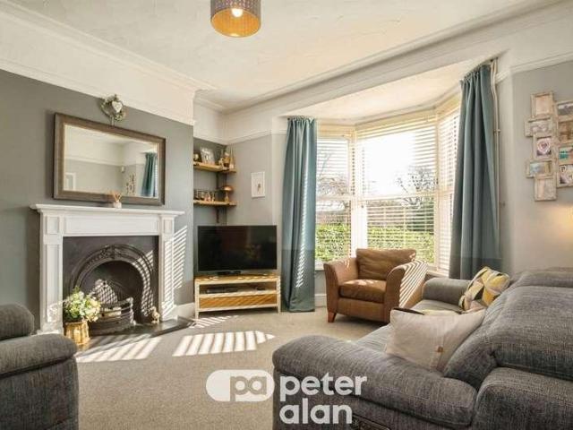 House for sale in Sebastopol, Pontypool