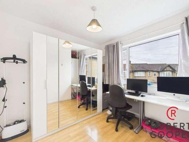 House for sale in Greater London