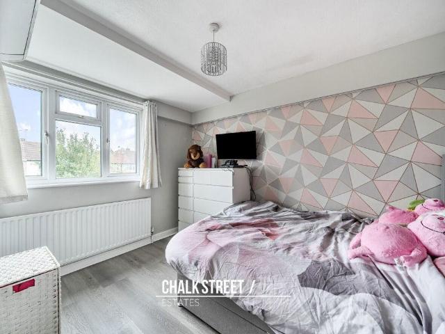 House for sale in Romford, Havering