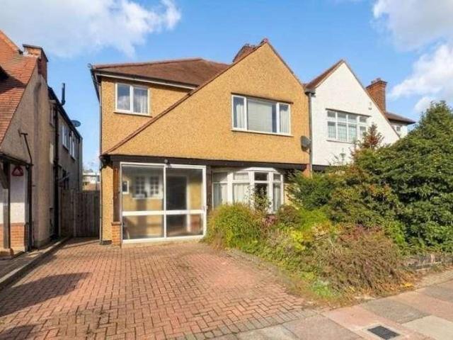 House for sale in London Borough of Barnet, Greater London
