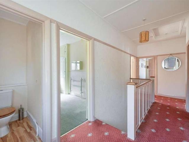 House for sale in Nork, Red Hill