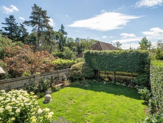 House for sale in Gerrards Cross, Denham