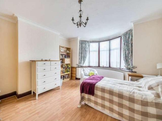 House for sale in Pinner, Greater London