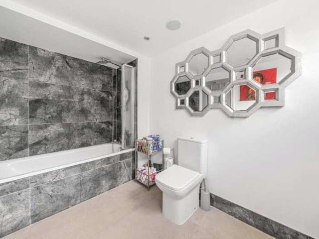 House for sale in Gerrards Cross, Denham