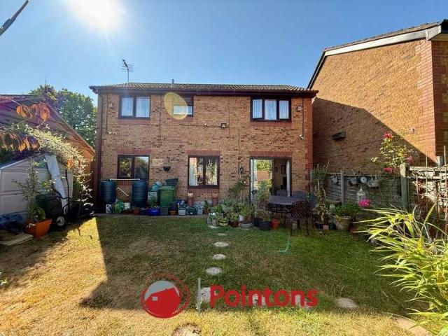 House for sale in Camp Hill, Warwickshire